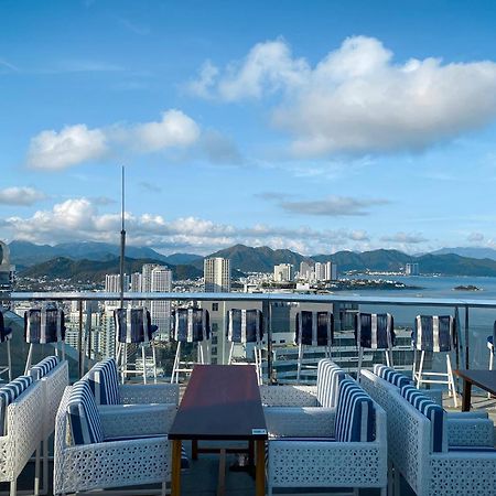 Coastal Panorama Oceanfront Suites Nha Trang Exteriör bild