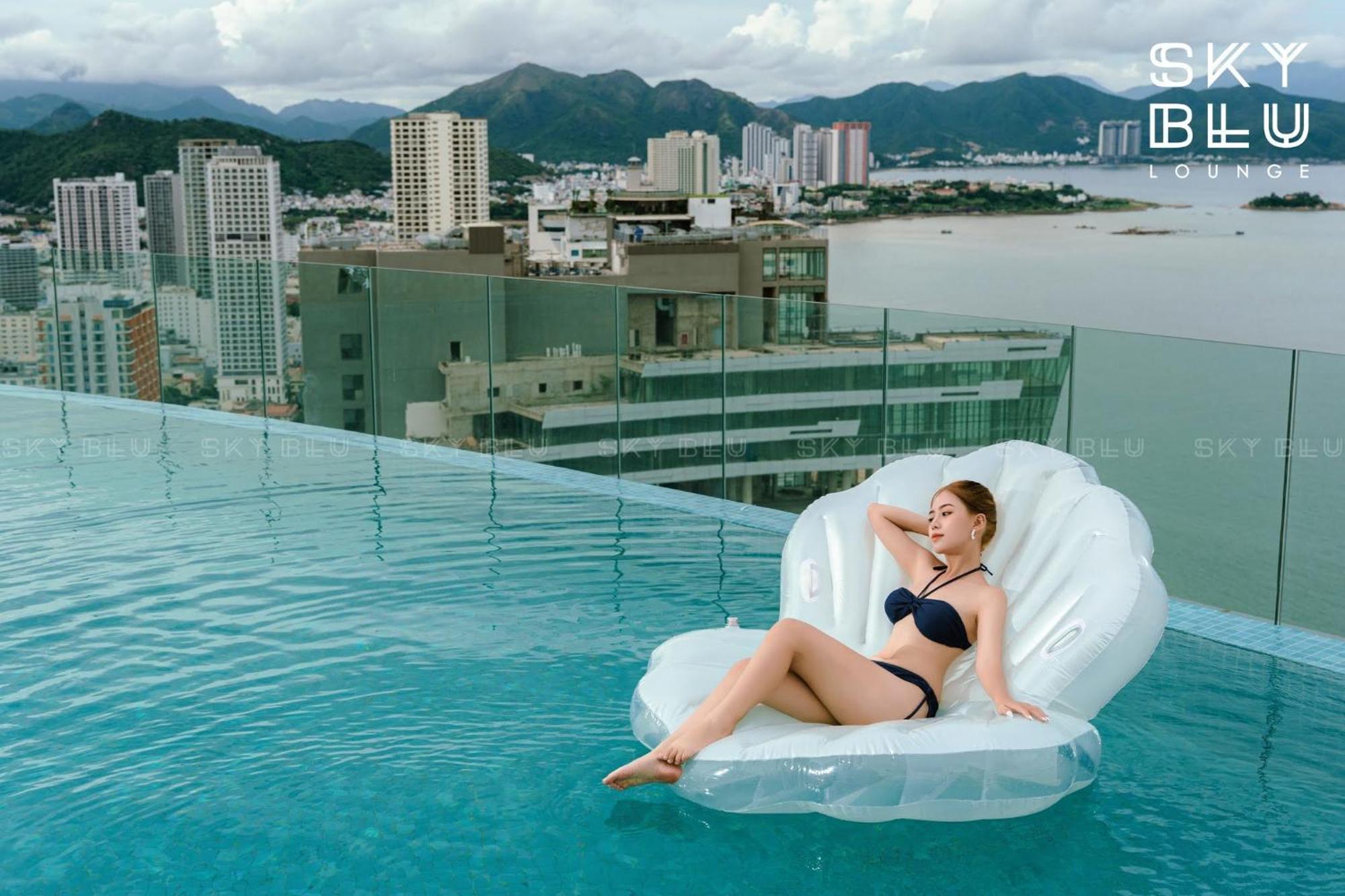 Coastal Panorama Oceanfront Suites Nha Trang Exteriör bild